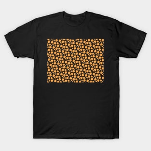 Abstract Orange shapes pattern T-Shirt